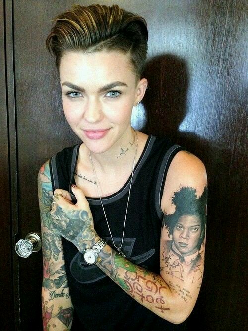 Lex(i) Gordon (@crxssdrxss) on Twitter photo 