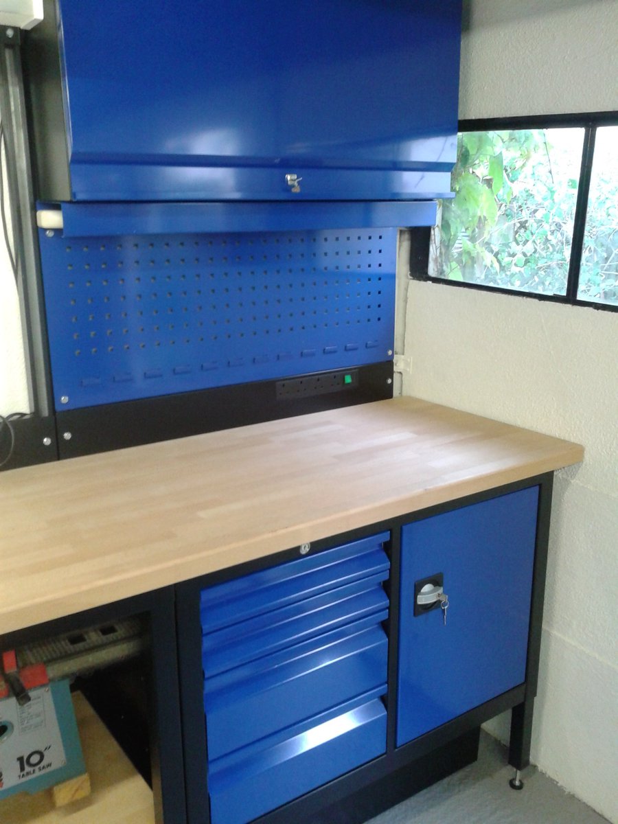 DreamGarageUK's tweet photo. Automotive workshop cabinet systems @DreamGarageUK @PAFSystems https://t.co/yEr46cNakr