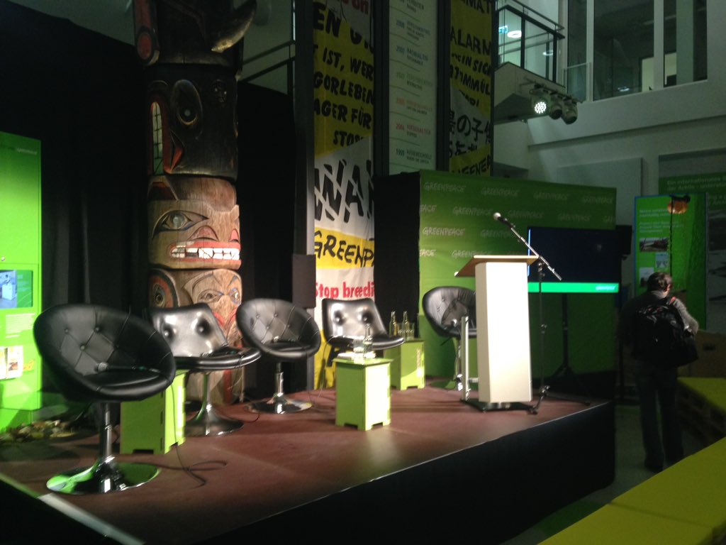 Soundcheck erfolgreich - um 19.30 Uhr geht's los: greenpeace.de/live - stellt eure Fragen mit #GPLive