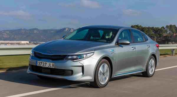 @KiaMotorsMexico con tres nuevos modelos para Europa. Conócelos. bit.ly/1LVqrg4 <a href="/KIA_RP_Mexico/">RP KIA Motors Mexico</a>