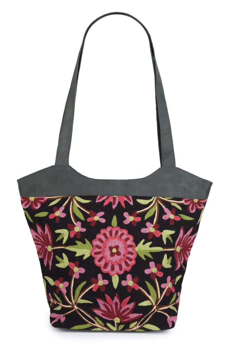 TunicsandThings's tweet photo. Use discount code BAGS25OFF to save 25% off on #Colorful #Embroidered #Bags Expires 3/21/16
https://t.co/g65tRyc8vN https://t.co/u0qVgR2MCG