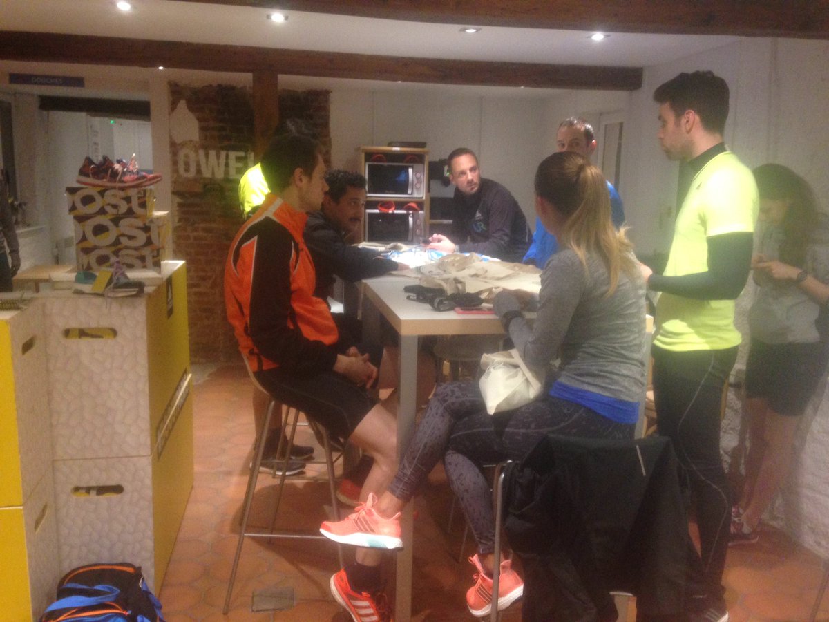 DaddyTheBeat's tweet photo. Presentation #adidasUR chez #UniversRunning https://t.co/go8ydqaRGn