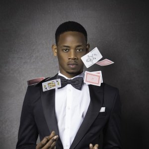 Ghanaconnectt's tweet photo. #QuePeller is all about #Magic in New #Photos
Read More: https://t.co/HxewxvnGOD https://t.co/ALhjbDsQsa