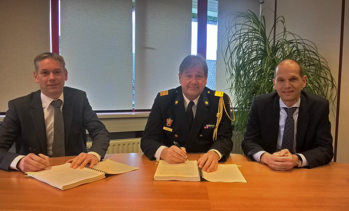 Persbericht | Miljoenen order voor Ziegler Brandweertechniek #Ziegler zieglerbrandweertechniek.nl/nieuws/miljoen…