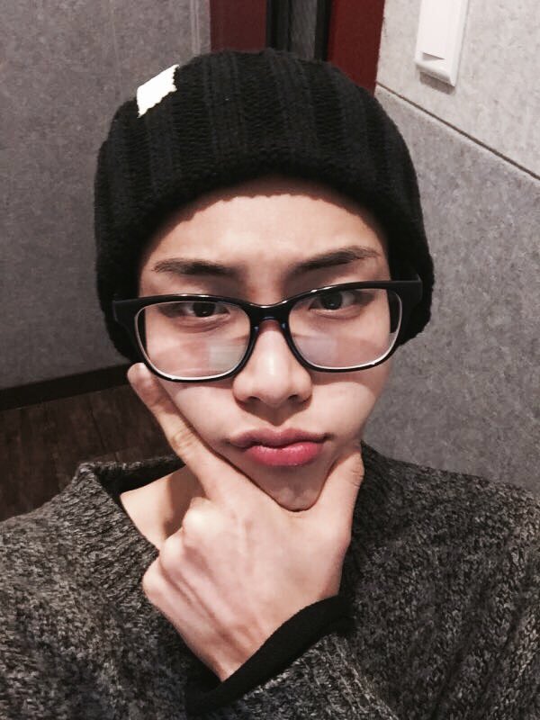 2014_HOTSHOT's tweet image. #준혁 #잘자유 #쁘이