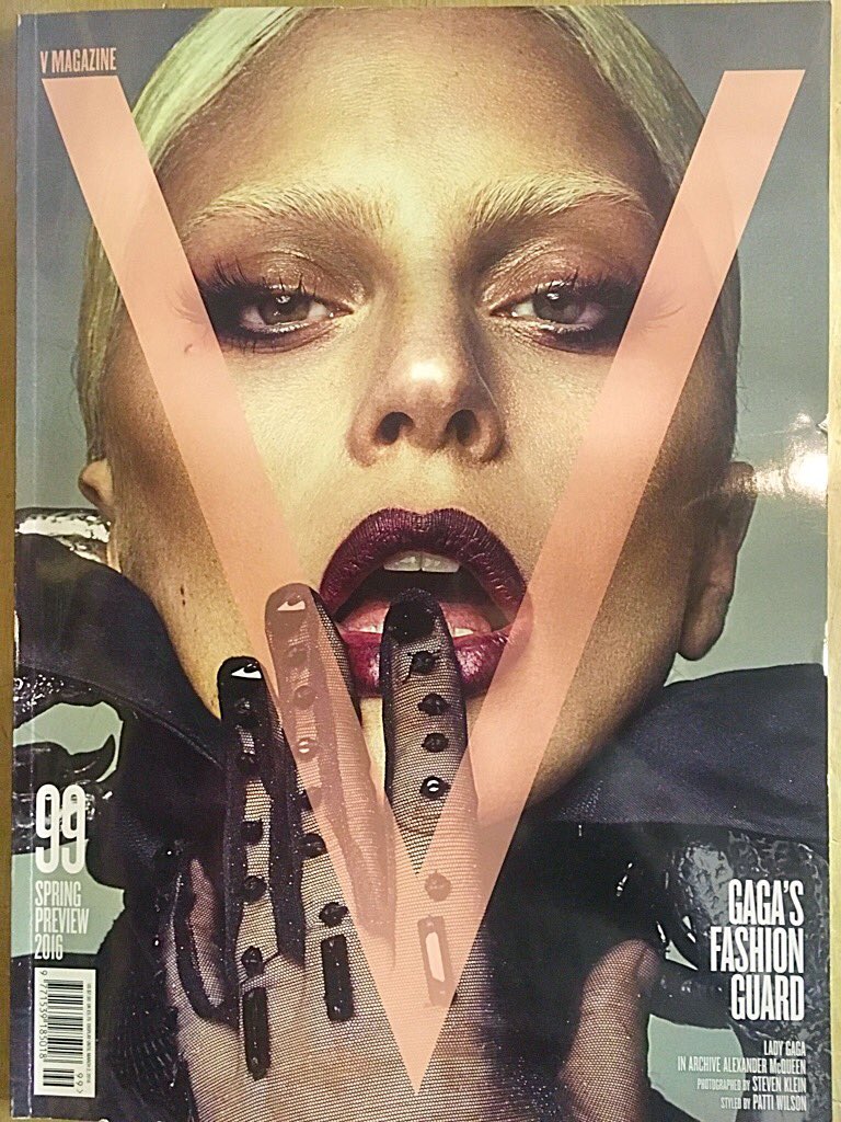 MrDanielMakeUp's tweet photo. V MAGAZINE by @ladygaga! Love it ❤️ https://t.co/VUMmqqsqPZ