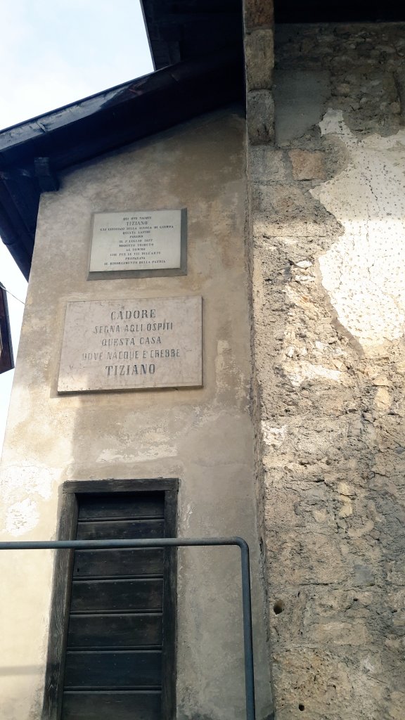 DolomitesUNESCO's tweet photo. In visita a casa natale #Tiziano #Vecellio il noto pittore #Cadore che realizzò “Presentazione di Maria al tempio” https://t.co/ttXNkDvXz5