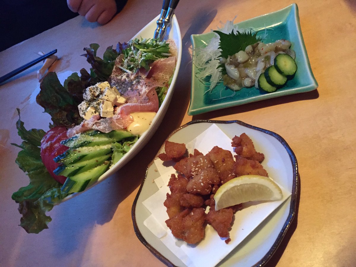 wakana9's tweet photo. 初のシェルトンキング♡
ノンアルの生絞り、めっちゃ美味しぃなぁ( ´ ▽ ` )ﾉ♡

3人全員がますかけ線あった*\(^o^)/* https://t.co/Hokr9PXC9N