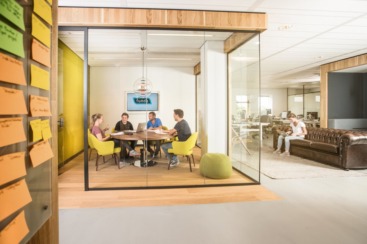 funda's tweet photo. funda zoekt een User Experience Designer! https://t.co/P5PpQIFPPH #funda #vacature #ux https://t.co/FLZyJfhapk