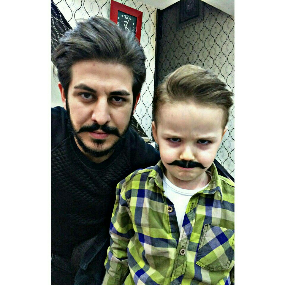 ___MuRaT_______'s tweet image. Bıyık kardeşliği 😄 #makeup#moustache #stylst#hairstylist (@ M&amp;amp;S Kuaför in İnegöl, Türkiye) swarmapp.com/c/9b8pzrFW9EI