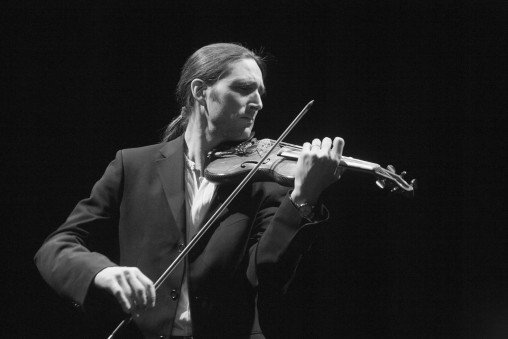 TreizHebdoo's tweet photo. MUSIQUE : @AlexandraTarcu a rencontre le violoniste Pascal Edouard Morrow, à lire par ici -> https://t.co/i9Fp4LSix9 https://t.co/eEKuJ48PTh