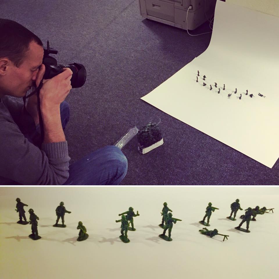 Un jour normal au boulot. #CEstLaGuerre #LesBonshommesVertsArrivent