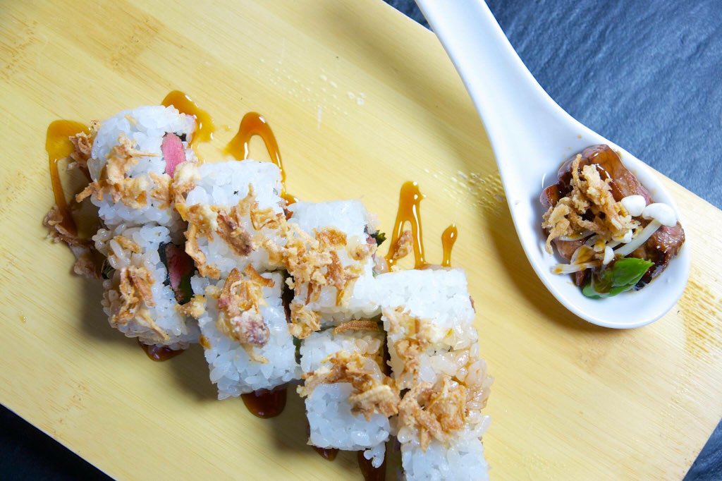 RealSushi11's tweet photo. Who fancies our freshly made sushi for dinner?

Just order online >> https://t.co/XLy6MTJMZ4 https://t.co/tSPgHn4Qz8