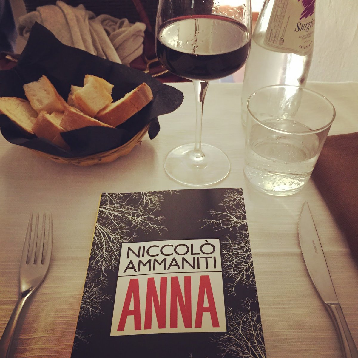 #DovremmoSempre avere un nuovo libro da leggere
<a href="/Ammaniti_NL/">Niccolò Ammaniti</a> 
<a href="/Einaudieditore/">Einaudi editore</a>