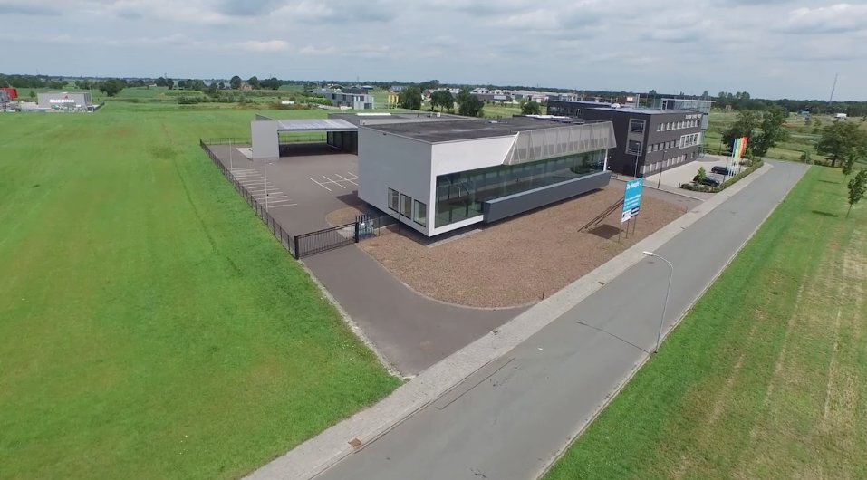 360ecommerce's tweet photo. Bij het nieuwe Guapa hoort uiteraard een nieuw kantoor! Vanaf 1 mei vind je ons in dit pand. https://t.co/Ak4KUOY7E9 https://t.co/fN6yOsunyc
