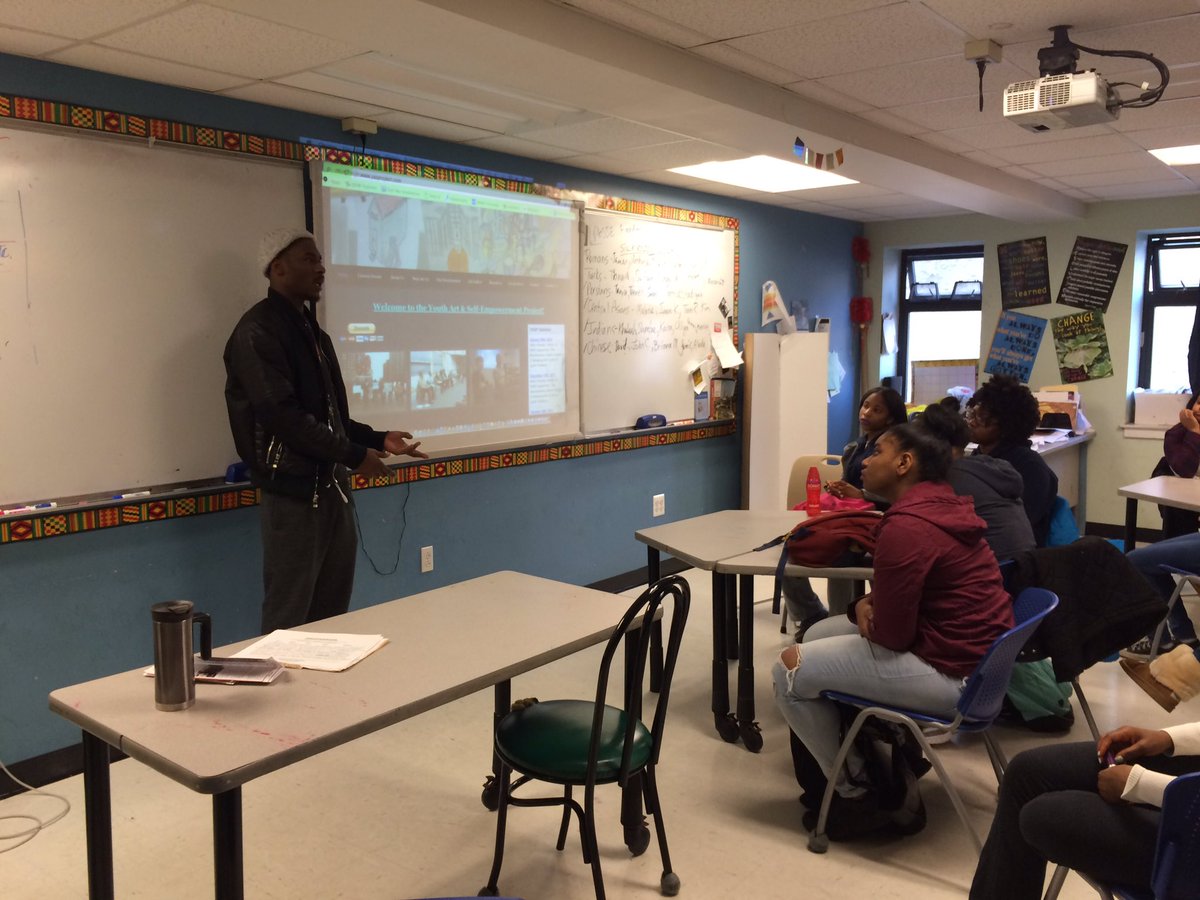 YASP2's tweet photo. TA speaks to a group of seniors at #ConstitutionHS about the #School2Prison pipeline and how to get involved w YASP https://t.co/NQI5Fsifaj