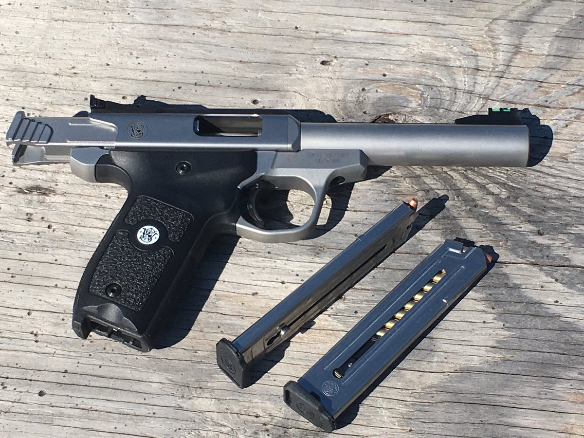 guns111th's tweet photo. @SmithWessonCorp I'm really enjoying this pistol. My kid keeps shooting up all my .22 though. https://t.co/h7BxipdTR8