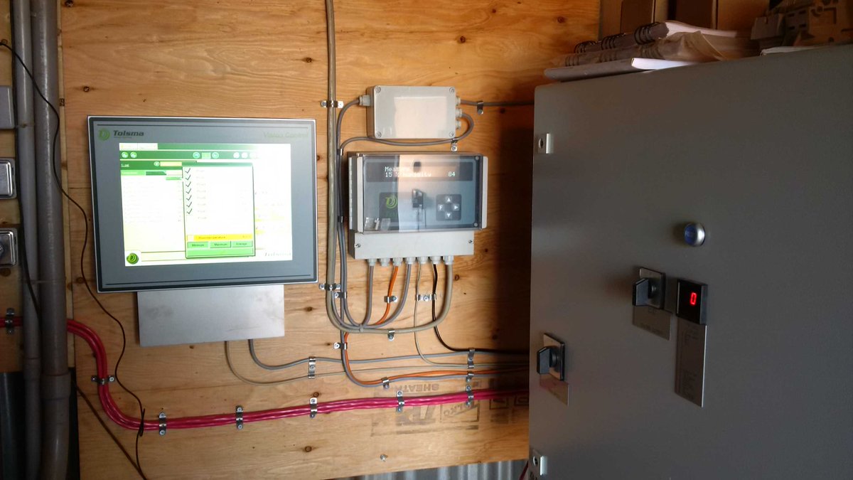 farmerwaugh's tweet photo. Another storage upgrade for #potatoes using @TolsmaGrisnich system #PEI #buildingwasfullofspuds #fastinstall https://t.co/SHArvdAcqh