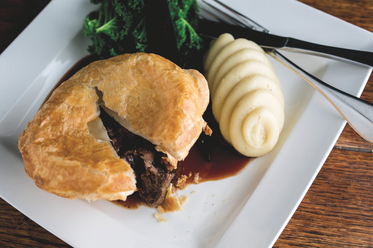 Food Heaven can be found at the <a href="/TheCatInn/">The Cat Inn</a> in #WestHoathly #LocalProduce #FoodAndDrink tinyurl.com/zs9kuco