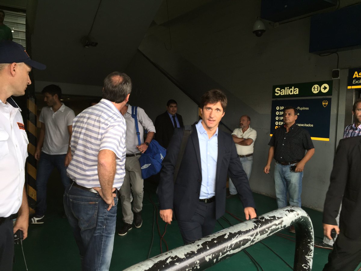 arevalo_martin's tweet photo. El dúo dinámico... Hermanos, mellizos, amigos, colegas. Se viene la presentación del nuevo DT de @BocaJrsOficial. https://t.co/nhOU9SYpxt