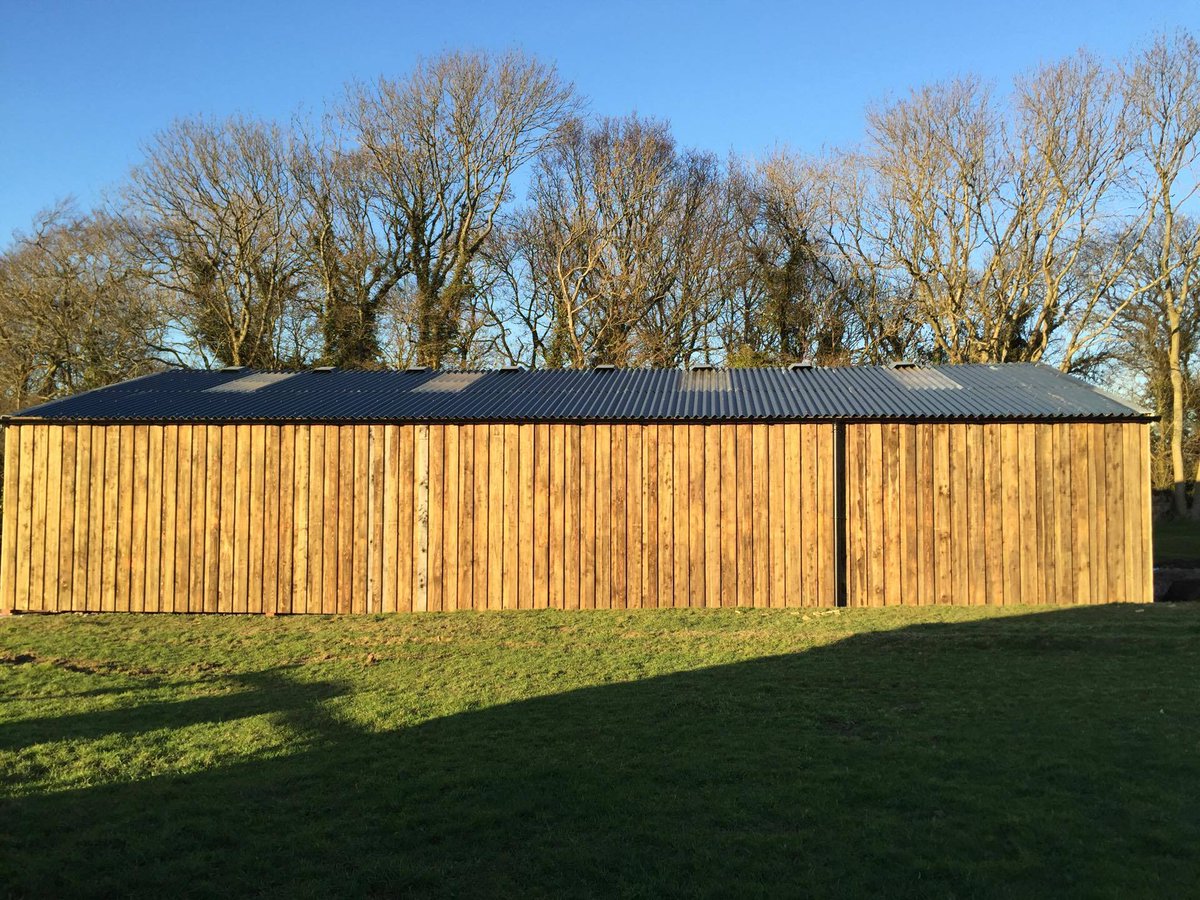 GarethPughSFB's tweet photo. Recently completed 60ft x 34ft x 10ft eaves building which will be used as horse stables. https://t.co/ThACJD4p4P