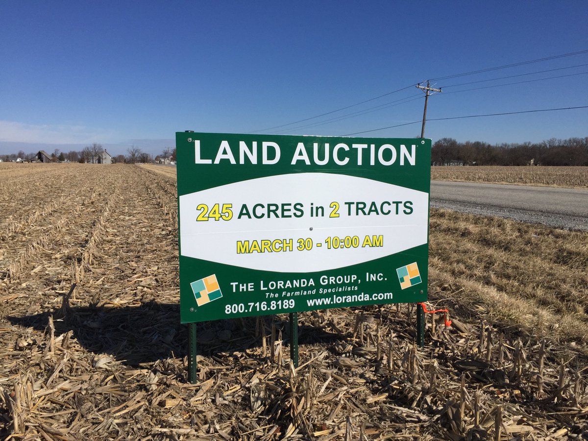 LorandaGroup's tweet photo. Signs now up on 245 A farm near Loda, IL we're auctioning on 3/30/16.  For more > https://t.co/qtkMsxiTtS https://t.co/QCZENrmCdy