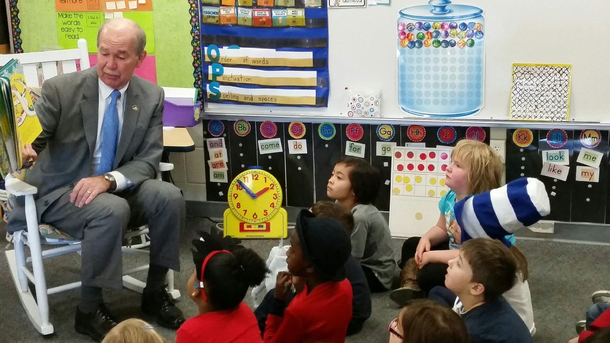 StonehouseWJCC's tweet photo. A few pictures of our readers in action! https://t.co/yYzEu7aZrU