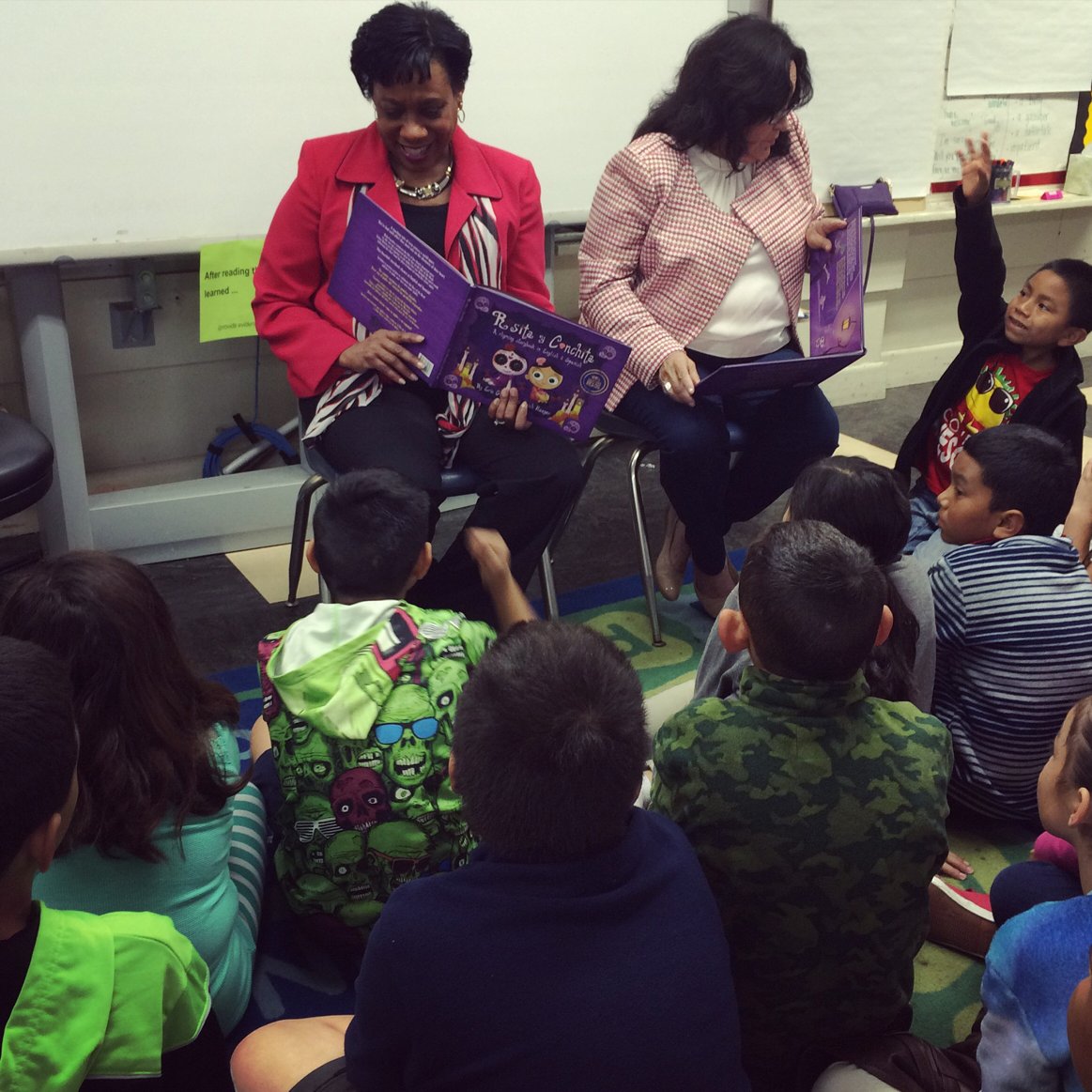 BeckyPringle's tweet photo. Excited to join @themontano and the young readers at Balboa ES for #CaliforniaReads. #ReadAcrossAmerica https://t.co/n1mFFBnegf