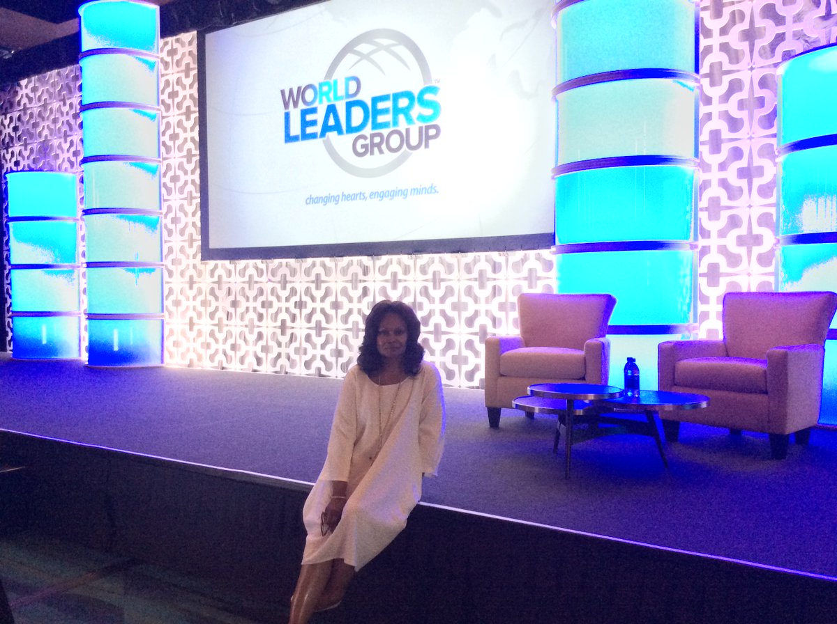 AgileOneGlobal's tweet photo. The world is our stage for delivering greatness - World Leaders Conference @worldleaderscon #WLG2016 #WLCLIVE https://t.co/S7i2FtCuSt