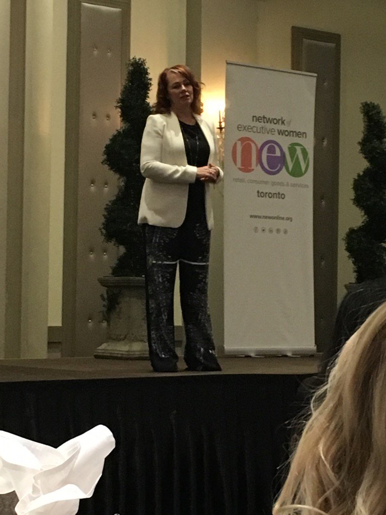 LeanneClaerbout's tweet photo. Great morning with Arlene Dickinson at #TorontoNEW Breakfast. https://t.co/CndSDJDMm5