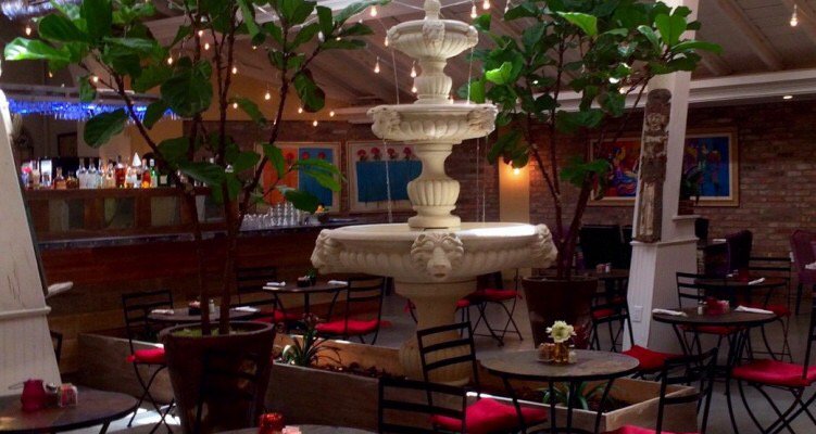 delraycaffe's tweet photo. Pre-Lunch at our garden https://t.co/n9z969Nmn4