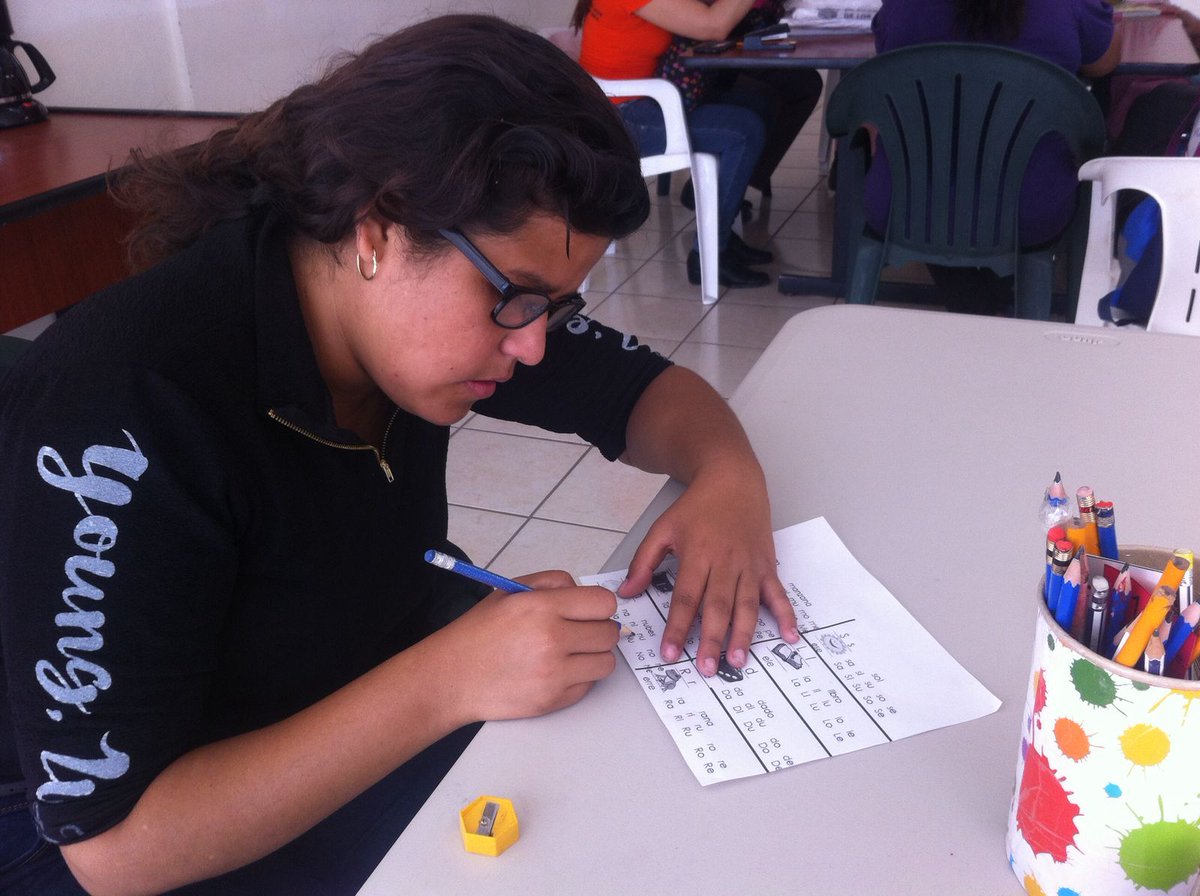 clnparticipa's tweet photo. Apoyamos con atención psicopedagógica a niños de escasos recursos. ¿quieres apoyar? Mándanos un twitt o msj directo https://t.co/pp4lyR2K41