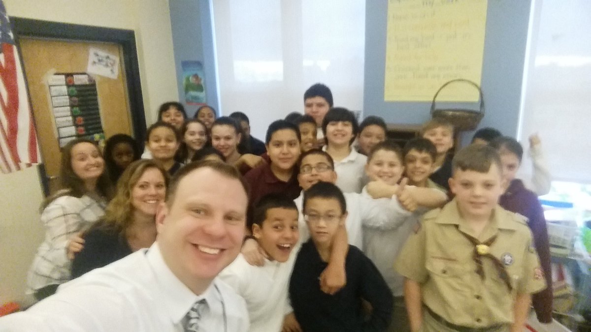 MrDeMarco1's tweet photo. Great time reading Oh, The Places You'll Go to the 5th graders at Paul Revere! @Innovation395 #ReadAcrossAmericaDay https://t.co/h1TlON5D2E