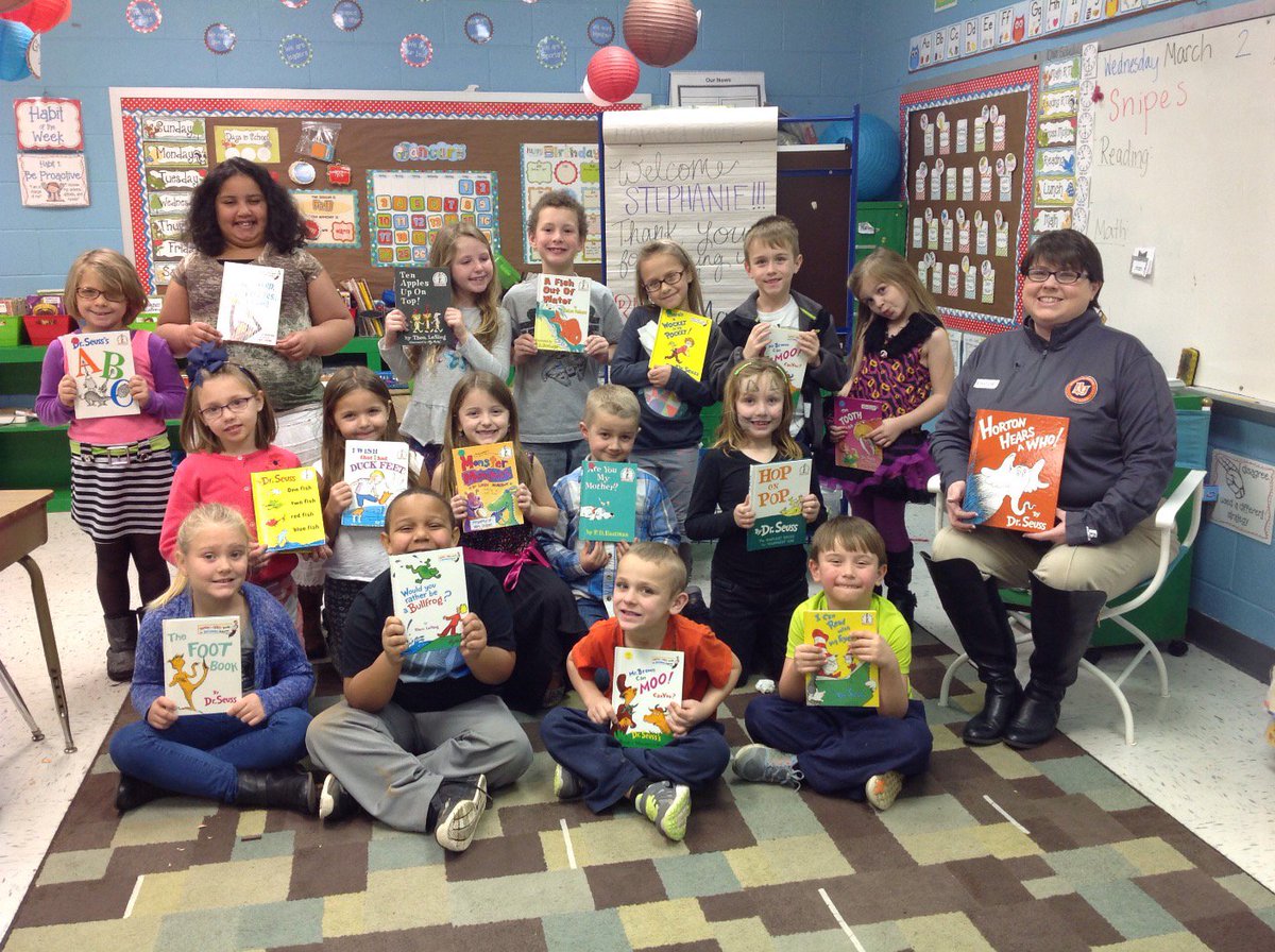 MrsSarahSnipes's tweet photo. Celebrating #ReadAcrossAmerica with the @BGHotRods! #wcpsreads @RockfieldE https://t.co/PfGtLXdM2M