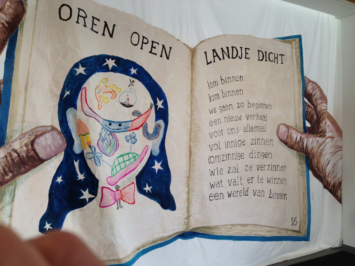 obslandje's tweet photo. De opening van het grote project was geweldig! Oren open, landje dicht is de titel, met als thema poëzie/literatuur! https://t.co/0Ax7lfxm0E