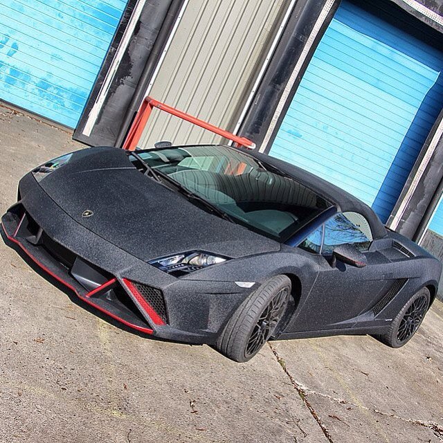SpeedingToday's tweet photo. A Lamborghini Gallardo Spyder like dis https://t.co/UuzHVef79p