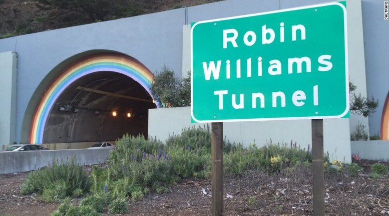 'Robin Williams' tunnel finally gets its signs via.wgntv.com/7GCpl