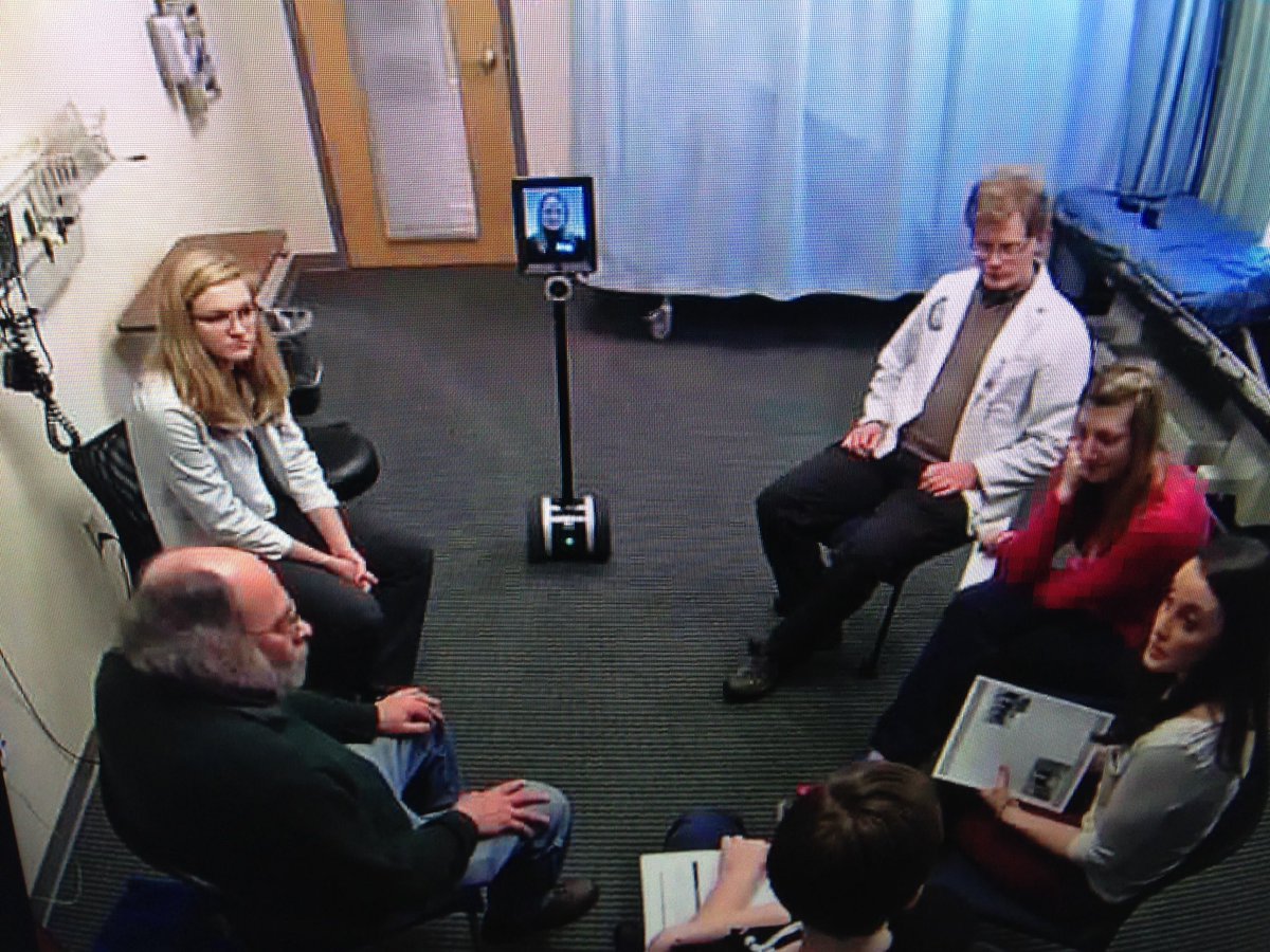Exploring new boundaries in patient care @UNEIPE <a href="/UNECETL/">UNE CETL</a> <a href="/DoubleRobotics/">Double Robotics</a>
