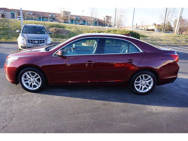 TNcarguru's tweet photo. Come see Peter now @WalkerChevrolet and get this CERTIFIED 2015 CHEVROLET MALIBU 1LT for just $18,983 https://t.co/huNG0nH2ov