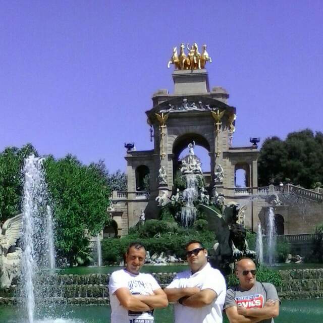 ANTONIOLUISVEMO's tweet photo. Parque de la Ciudadela https://t.co/G0rYKzgaQY