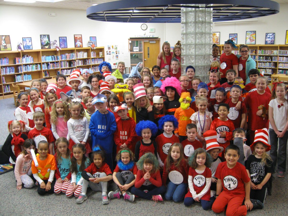 LibrarySG's tweet image. We are celebrating Dr. Seuss's birthday here at Stonegate!