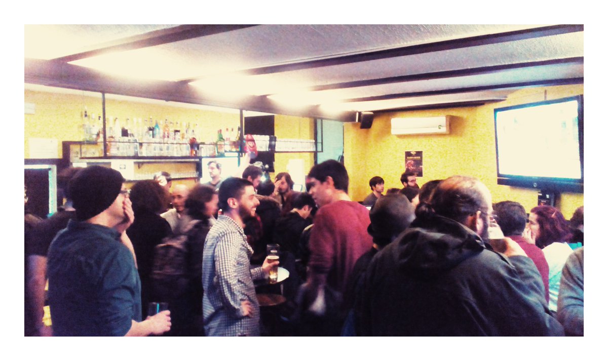 AEVmadrid's tweet image. Empezamos con el #Meetup.//#GameDevMeetup #AEVmadrid #GameDev #IndieDev @asociacionAEV