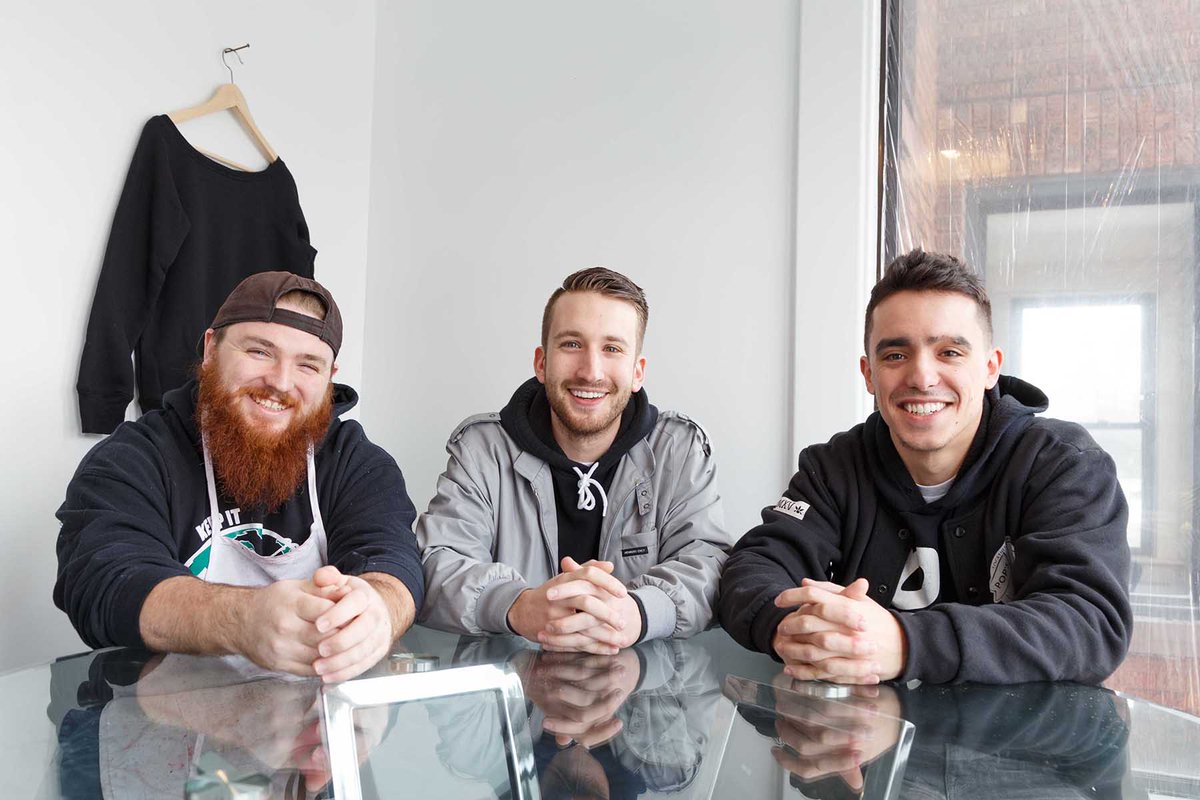 Recent grads open t-shirt shop on High St. with a little bit of luck <a href="/printedbypops/">Pops Printed Apparel</a> bit.ly/1RHutNu