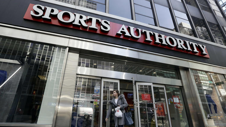latimes's tweet photo. Sports Authority is filing for bankruptcy &amp; closing 1/3 of its stores, incl at least 6 in CA https://t.co/VT3ivFatzp https://t.co/okeHZzmcLc
