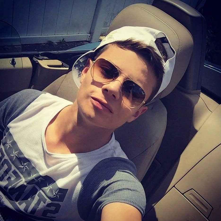davidvasmusic's tweet photo. #FelizMiercoles https://t.co/CssP3Ugy3q