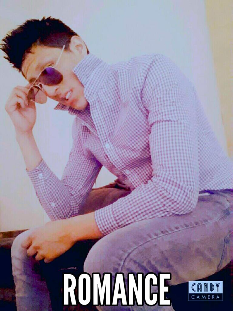 ROMANZE1996's tweet photo. Holaaa https://t.co/m1x5GFTaH5