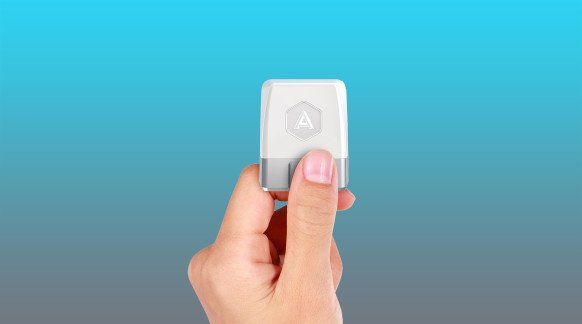 WIRED's tweet photo. Here's how to easily link your car's brain to your smart home https://t.co/BIuny5fb37 https://t.co/uh0PleUnNu