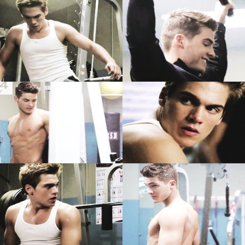 TheRolGirl's tweet image. Se busca Theo para trama con Liam/Stiles (RT e interesados &amp;gt;&amp;gt; DM)