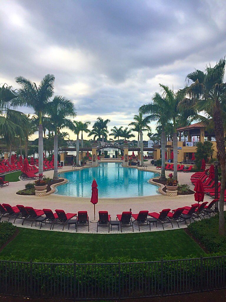 uolb306's tweet photo. Beautiful resort day at PGA National. https://t.co/t61wPndUN1
