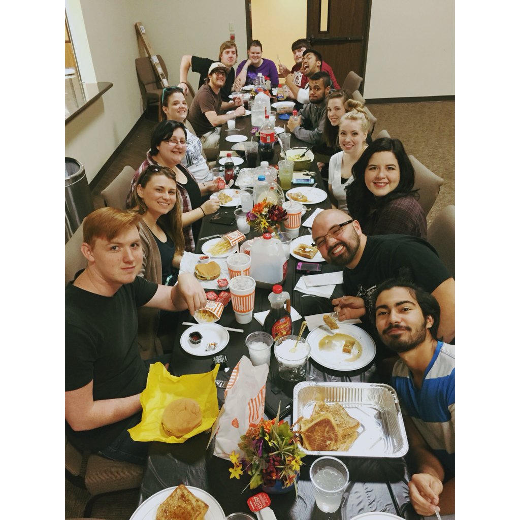 bebeeenterprise's tweet photo. French toast and burgers and Panera and friends. #BEBEEaboutit https://t.co/0LkUtsY3Ol